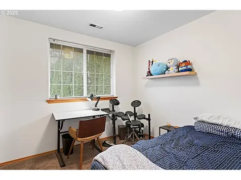 4767 Calumet Way Eugene OR 97404