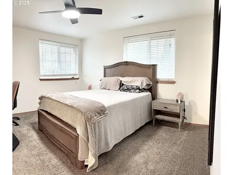 4767 Calumet Way Eugene OR 97404