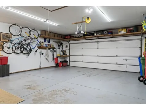4767 Calumet Way Eugene OR 97404