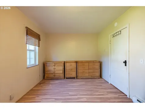 2988 Sheridan Avenue North Bend OR 97459