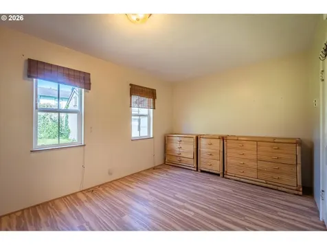 2988 Sheridan Avenue North Bend OR 97459
