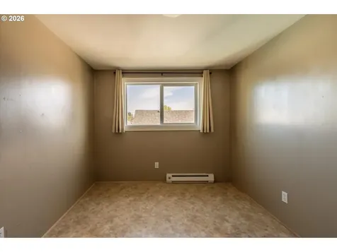 2988 Sheridan Avenue North Bend OR 97459