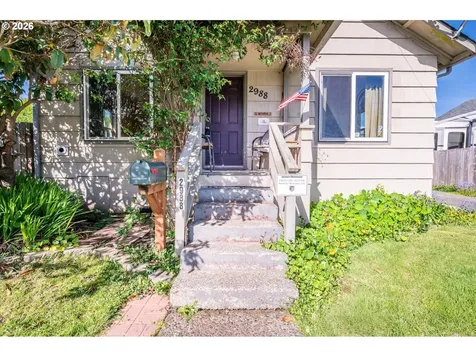 2988 Sheridan Avenue North Bend OR 97459