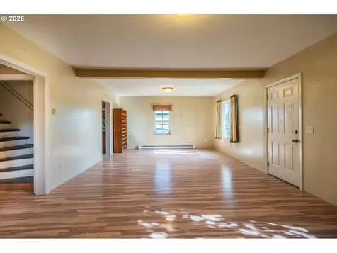 2988 Sheridan Avenue North Bend OR 97459