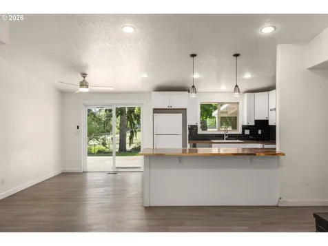 4815 SW 202nd Avenue Beaverton OR 97078