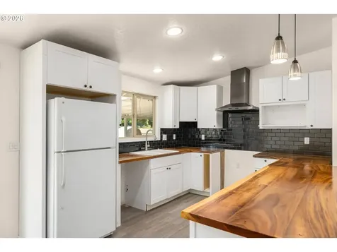 4815 SW 202nd Avenue Beaverton OR 97078