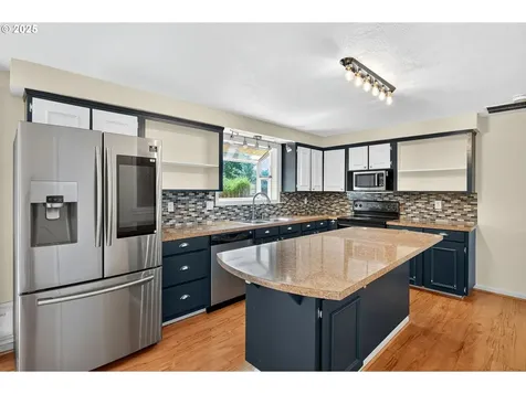 2890 NE Elliott Avenue Gresham OR 97030