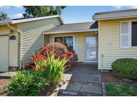 2890 NE Elliott Avenue Gresham OR 97030