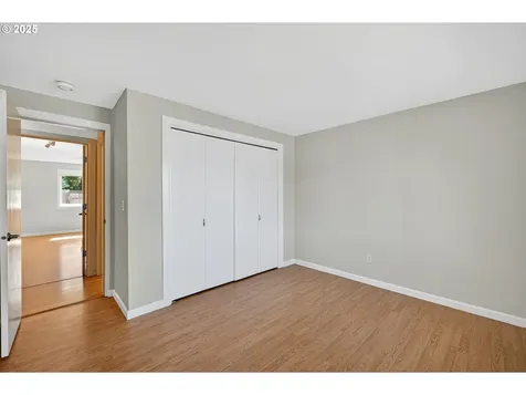 2890 NE Elliott Avenue Gresham OR 97030