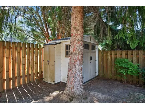 2890 NE Elliott Avenue Gresham OR 97030