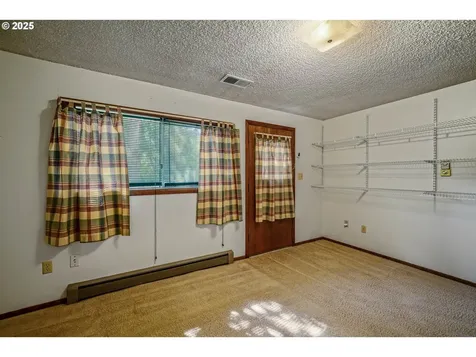 3295 Camellia Drive S Salem OR 97302