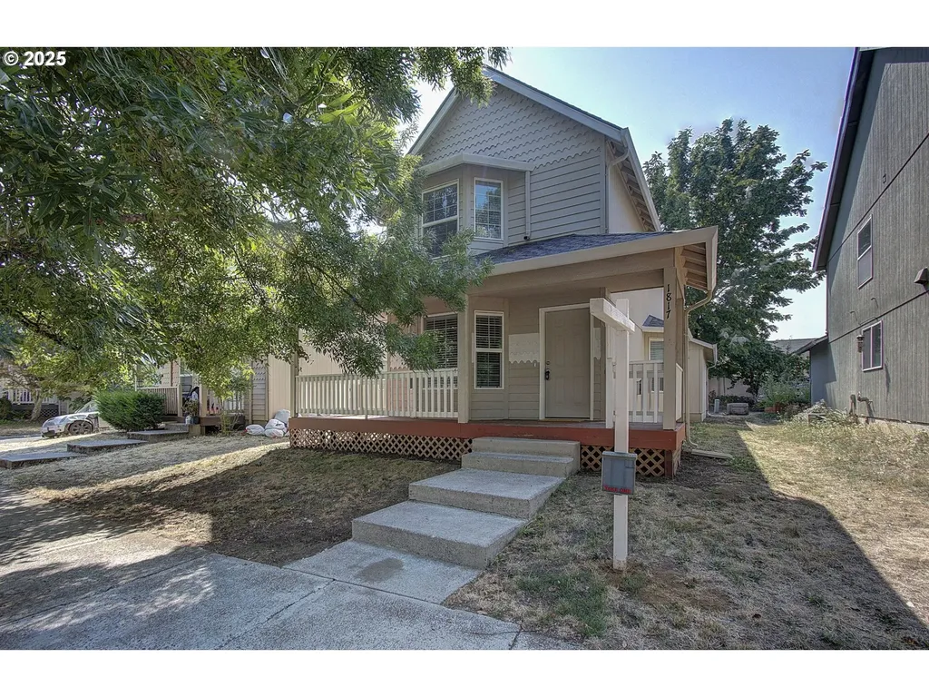 1817 E 37th Street Vancouver WA 98663
