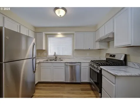 1817 E 37th Street Vancouver WA 98663