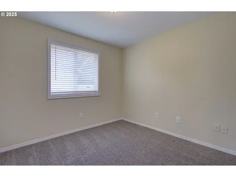1817 E 37th Street Vancouver WA 98663