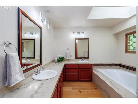 18820 SW Kelly View Loop Beaverton OR 97007