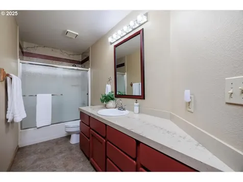 18820 SW Kelly View Loop Beaverton OR 97007
