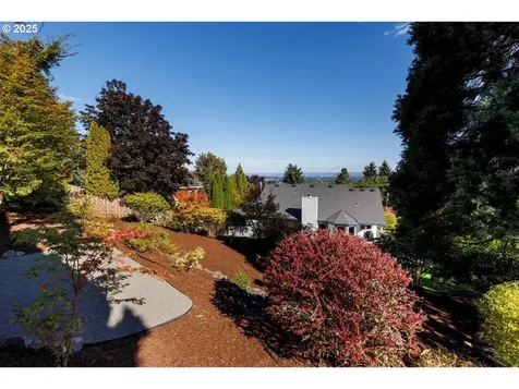 18820 SW Kelly View Loop Beaverton OR 97007