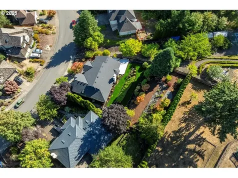 18820 SW Kelly View Loop Beaverton OR 97007
