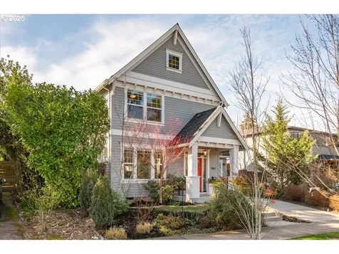 5863 NE 36th Avenue Portland OR 97211