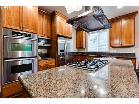 2154 Sparrow Court Eugene OR 97401