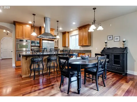 2154 Sparrow Court Eugene OR 97401