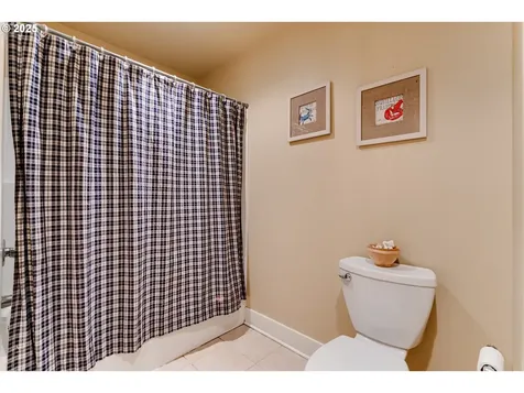 2154 Sparrow Court Eugene OR 97401