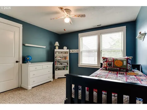 2154 Sparrow Court Eugene OR 97401