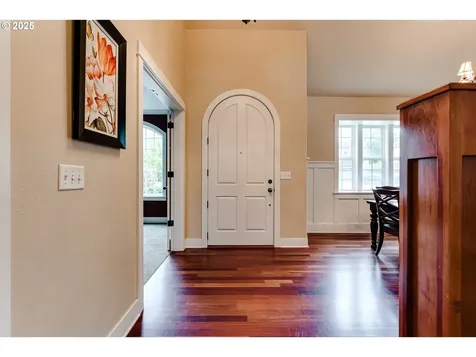 2154 Sparrow Court Eugene OR 97401