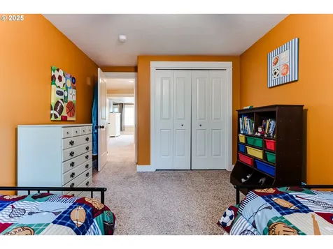 2154 Sparrow Court Eugene OR 97401