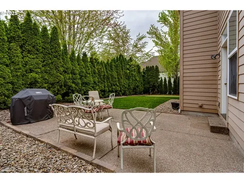 2154 Sparrow Court Eugene OR 97401