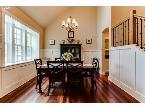 2154 Sparrow Court Eugene OR 97401