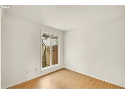 5545 NW Ridgemoor Court Portland OR 97229