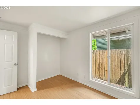 5545 NW Ridgemoor Court Portland OR 97229