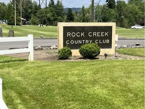 5545 NW Ridgemoor Court Portland OR 97229