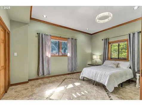20333 S Sweetwood Lane Oregon City OR 97045