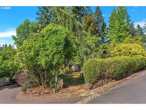 20333 S Sweetwood Lane Oregon City OR 97045