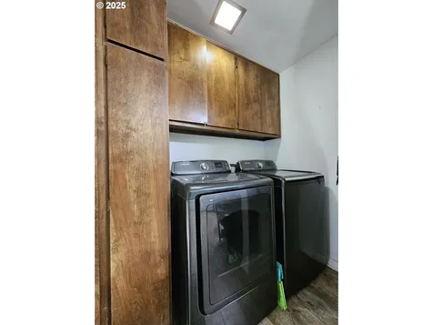 1899 Linnell Avenue Roseburg OR 97471