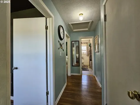1899 Linnell Avenue Roseburg OR 97471