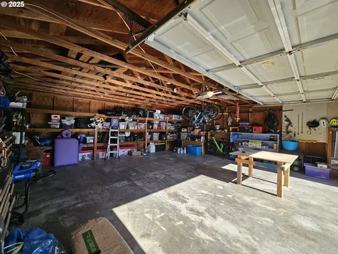 1899 Linnell Avenue Roseburg OR 97471