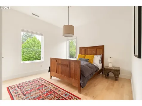 3576 NE Bryce Street Portland OR 97212