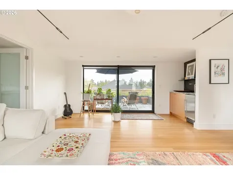 3576 NE Bryce Street Portland OR 97212