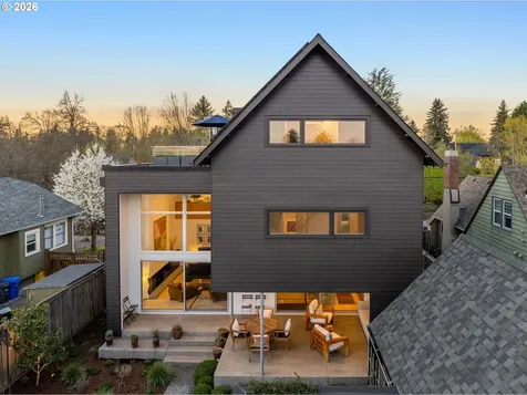 3576 NE Bryce Street Portland OR 97212
