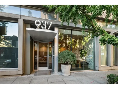 937 NW Glisan Street Portland OR 97209