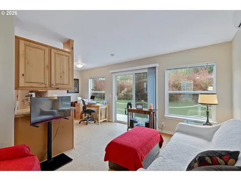 13354 NW Marina Way Portland OR 97231