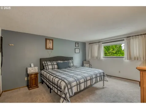 642 SW Cherry Park Road Troutdale OR 97060