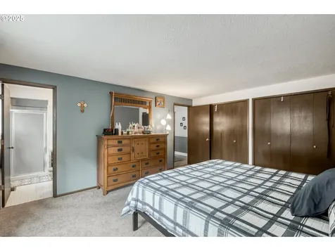 642 SW Cherry Park Road Troutdale OR 97060