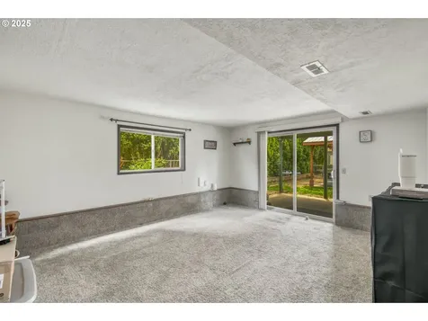 642 SW Cherry Park Road Troutdale OR 97060
