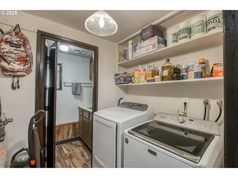 642 SW Cherry Park Road Troutdale OR 97060