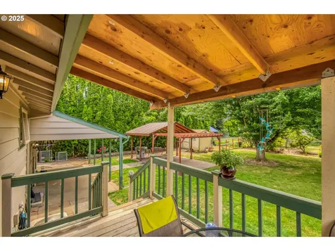 642 SW Cherry Park Road Troutdale OR 97060