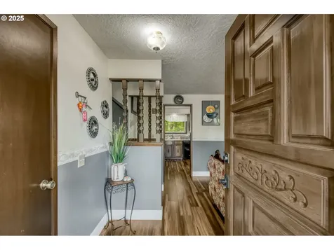 642 SW Cherry Park Road Troutdale OR 97060